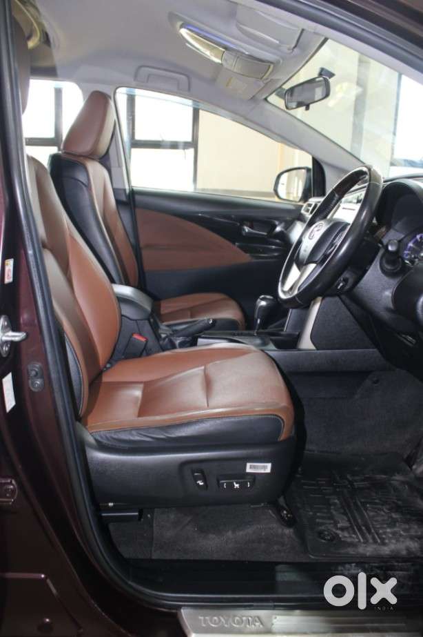 Toyota Innova Crysta 2.8 Z, 2016, Diesel