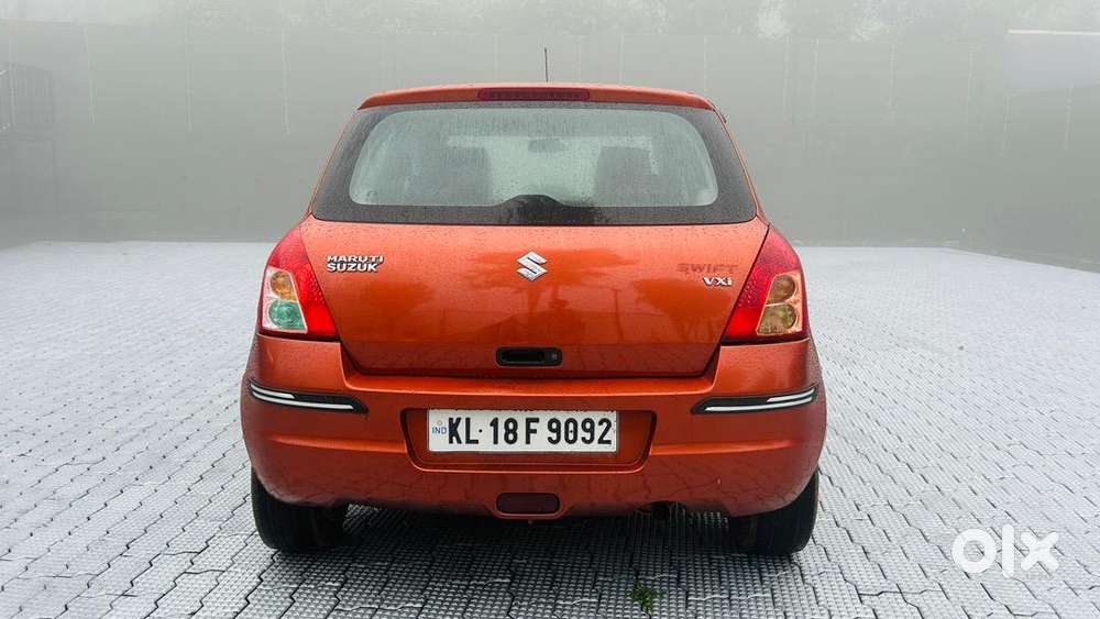 Maruti Suzuki Swift 2010 Petrol 150000 Km Driven