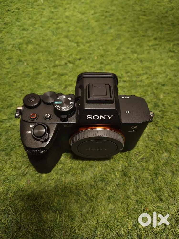 Sony a7iv. Brand new condition. No issues