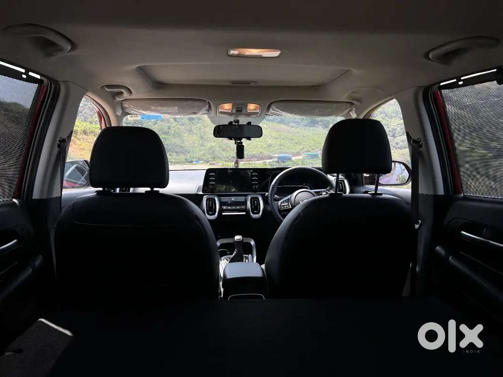 Kia Sonet 2024 Petrol Well Maintained