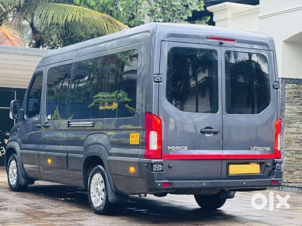 Force Motors Trax Cruiser 12 Str Ac, 2023, Diesel