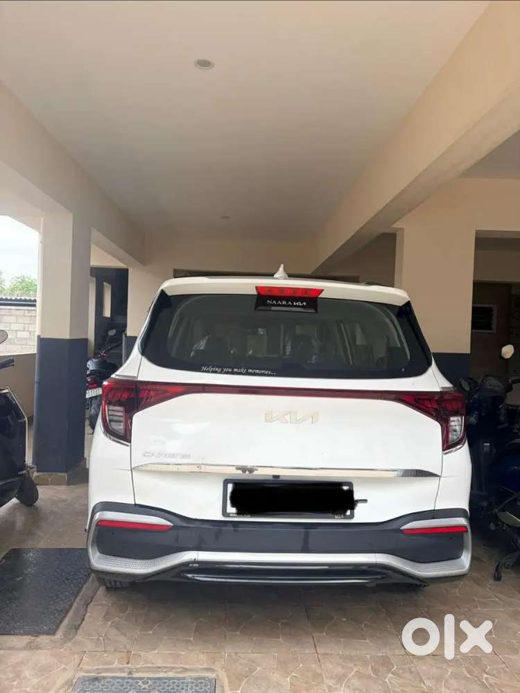 Kia Carens 2023 Petrol Good Condition