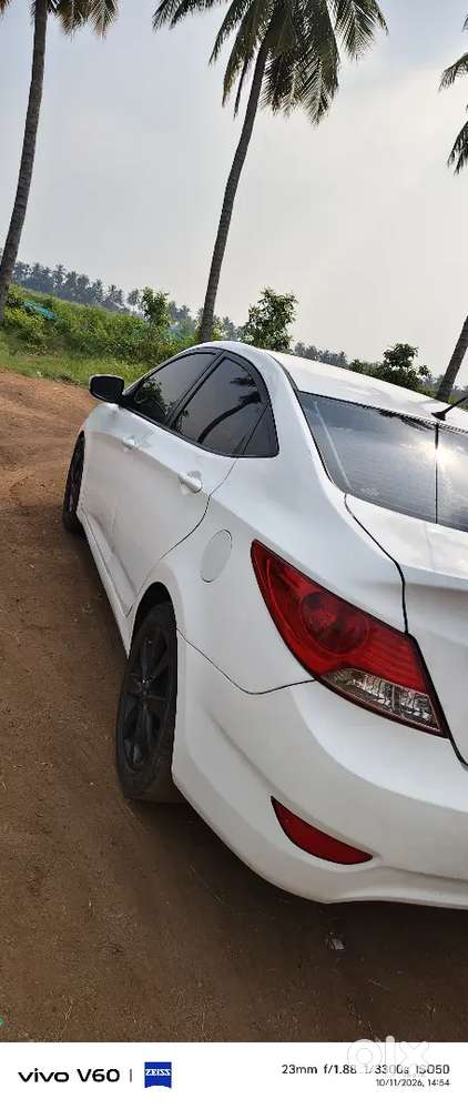 Rc Expired Hyundai Verna Fluidic 2011 Model Meku Instrest Text Me..