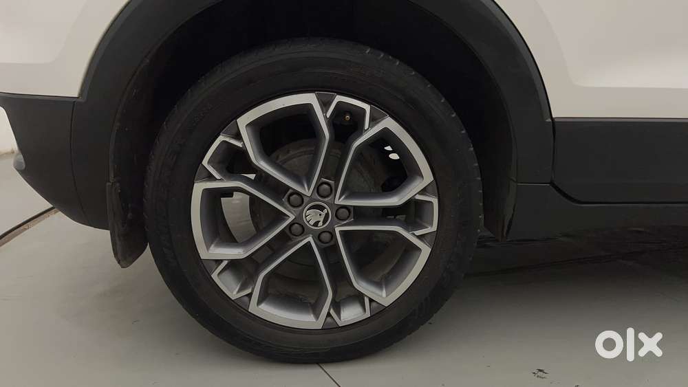 Skoda Kushaq Style 1.5l Tsi Mt, 2021, Petrol