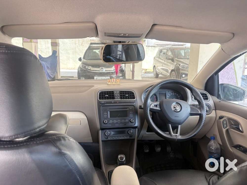 Skoda Rapid 1.6 Mpi Style Plus