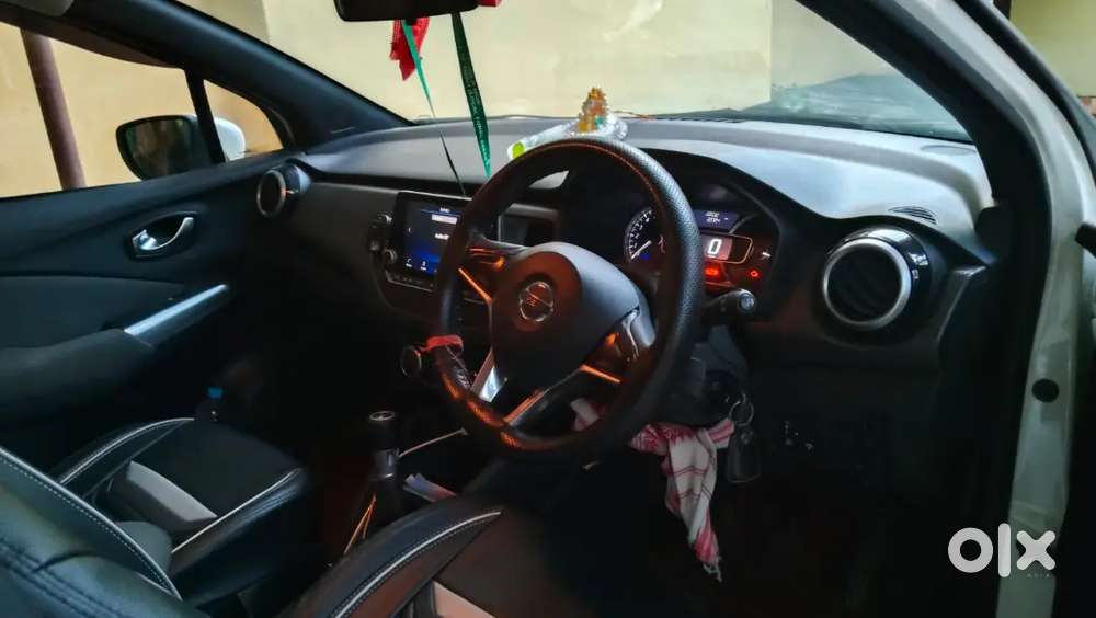 Nissan Kicks Petrol 2022