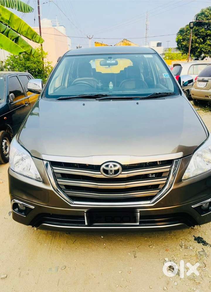 Toyota Innova 2015 Diesel 71000 Km Driven