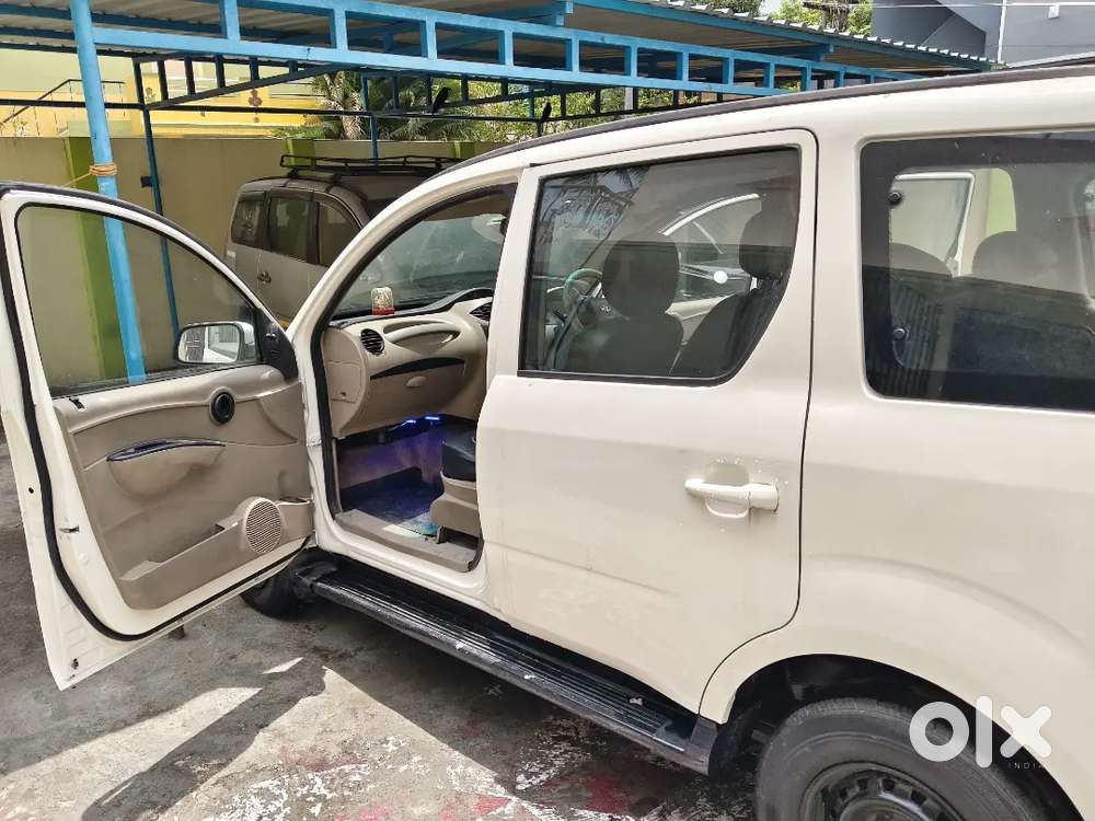 Mahindra Xylo 2016