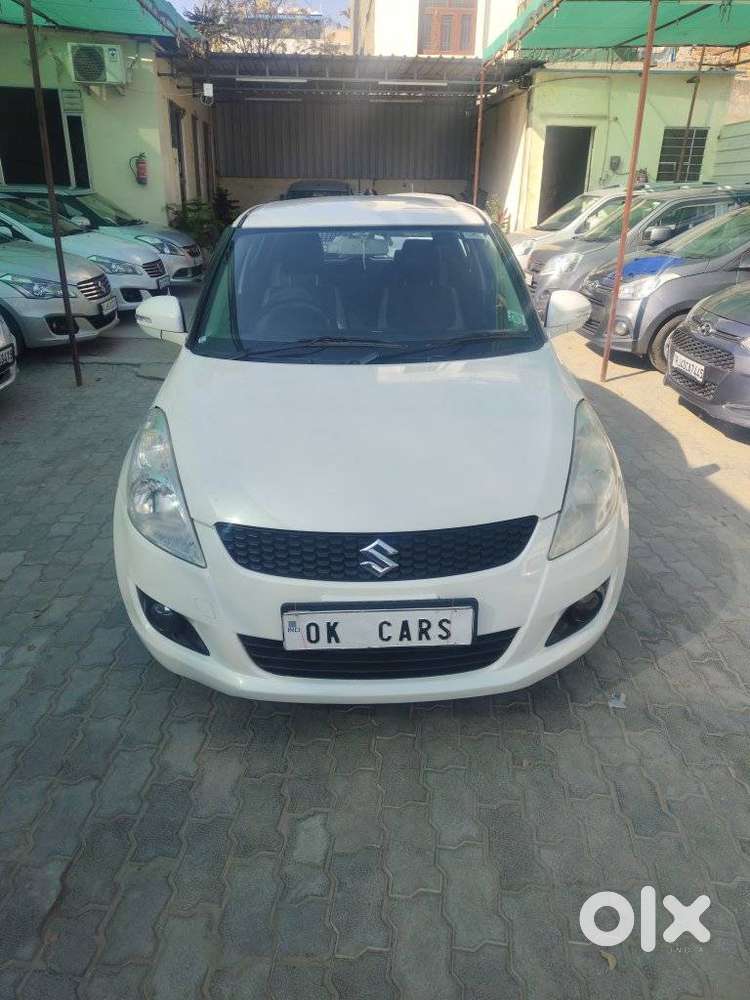 Maruti Suzuki Swift Vxi + Manual, 2014, Petrol