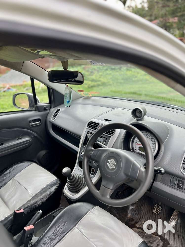 Maruti Suzuki Ritz Vxi, 2010, Petrol