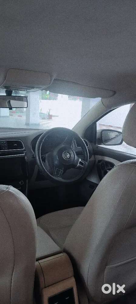 Show Room Track And Well Maintained