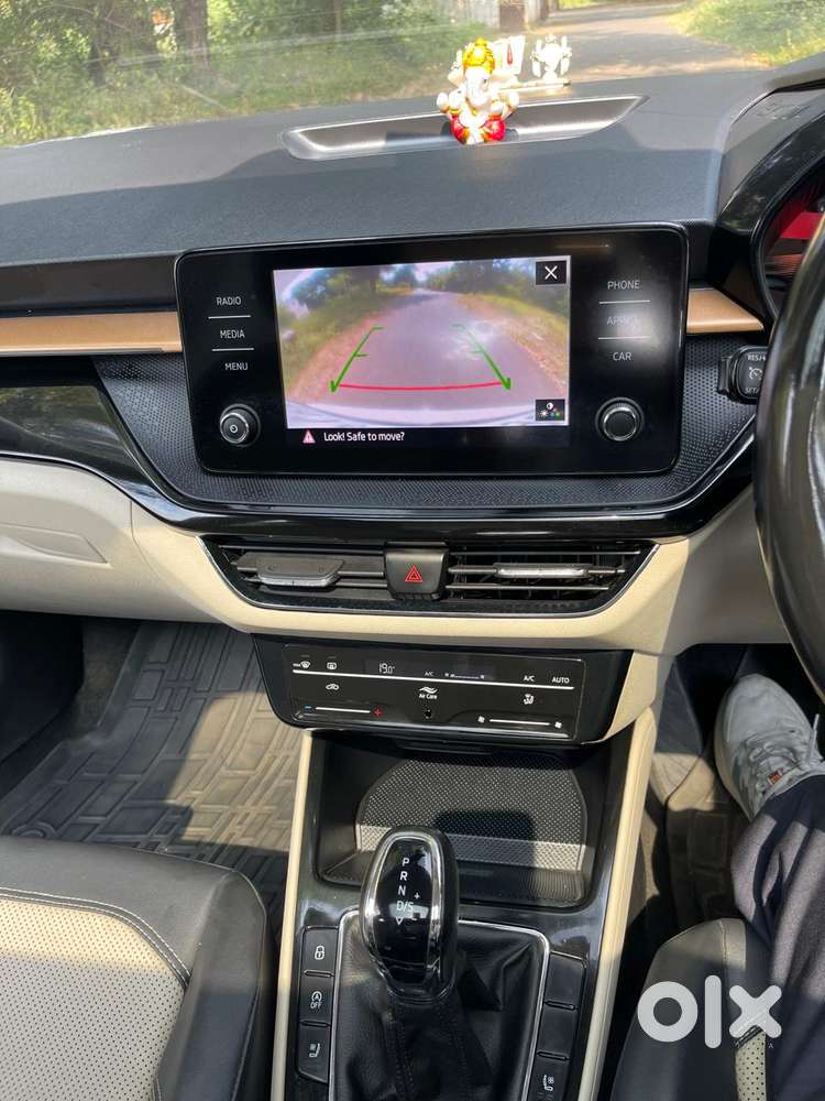 Skoda Slavia 1.0 Tsi Style At, 2022, Petrol