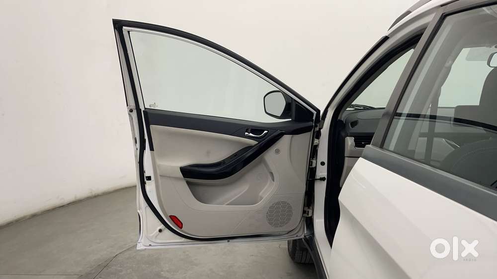Tata Nexon 1.2 Revotron Xz Plus, 2021, Petrol