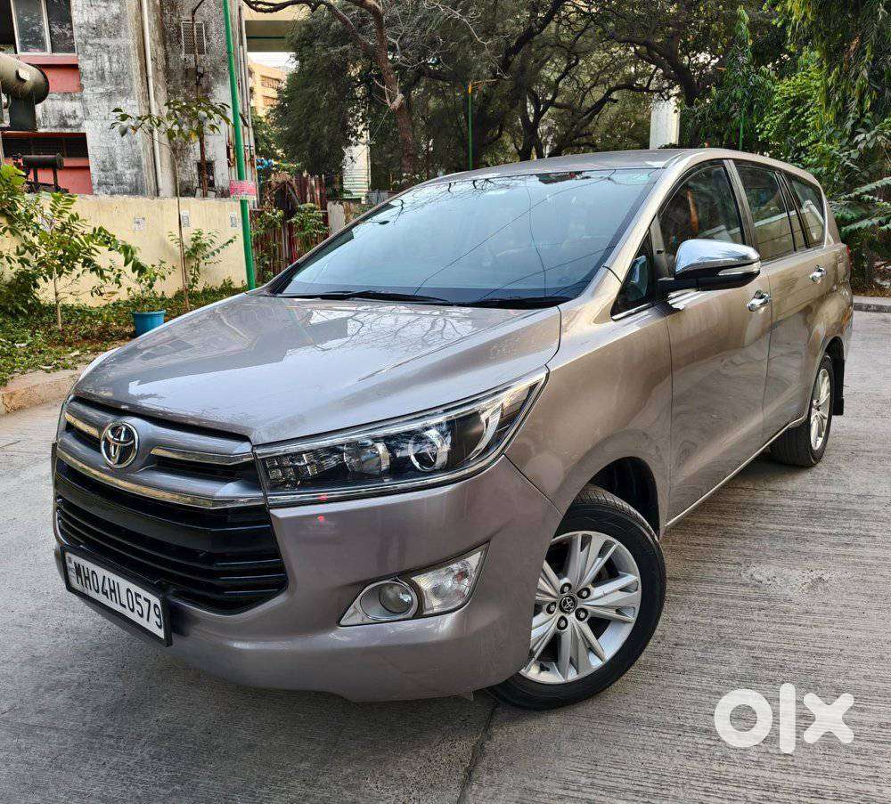 Toyota Innova Crysta
