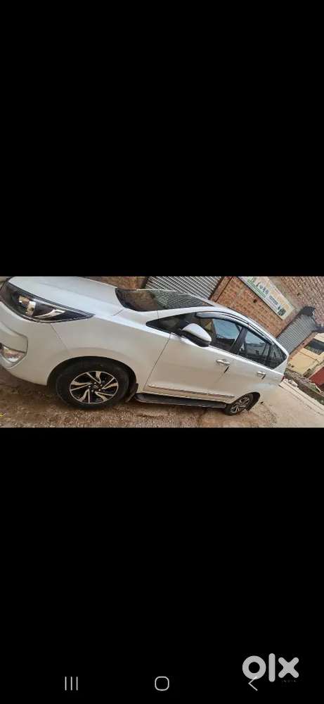 Toyota Innova Crysta 2025 Diesel 25000 Km Driven