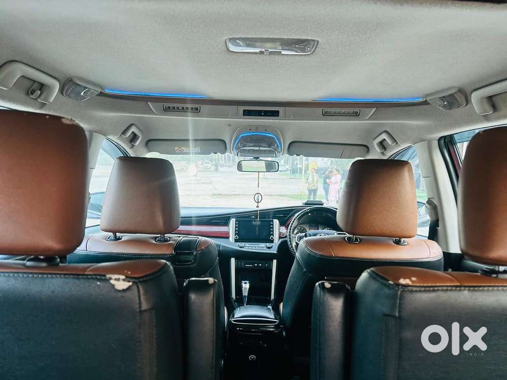 Toyota Innova Crysta [2020-ongoing] 2.7 Zx At 7 Str, 2022, Petrol
