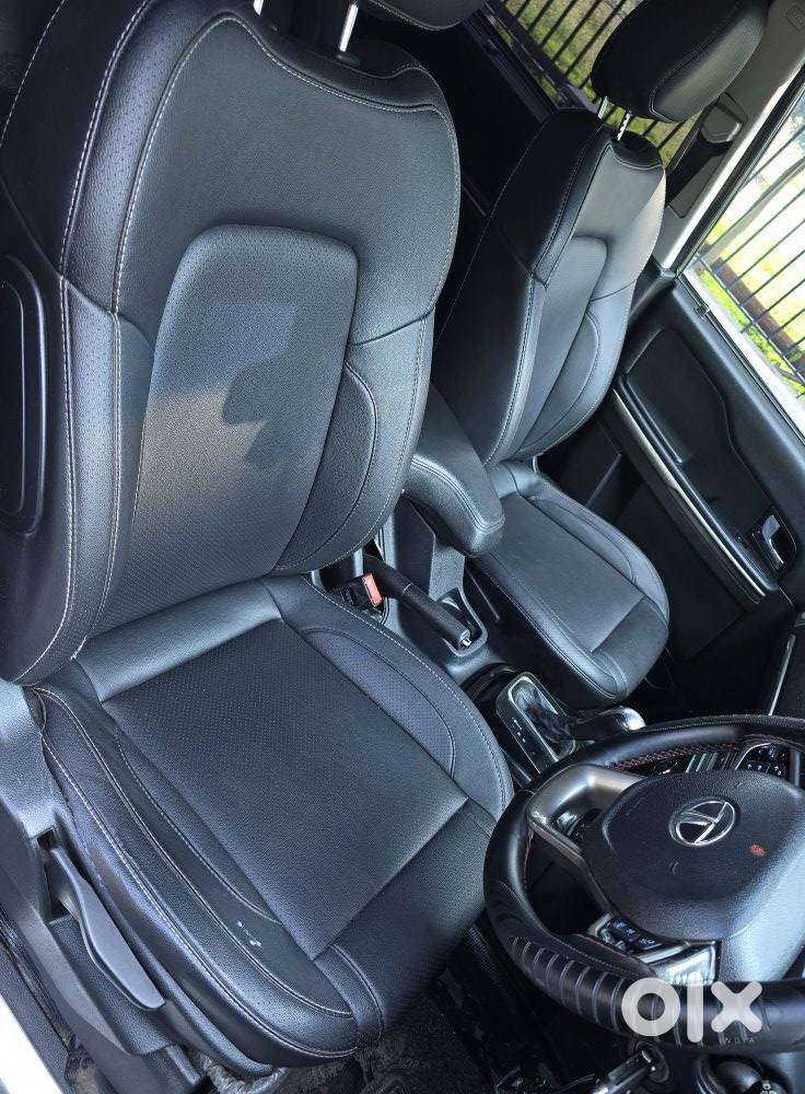 Tata Hexa 2.2 Xta 4x2 7 Str, 2018, Diesel