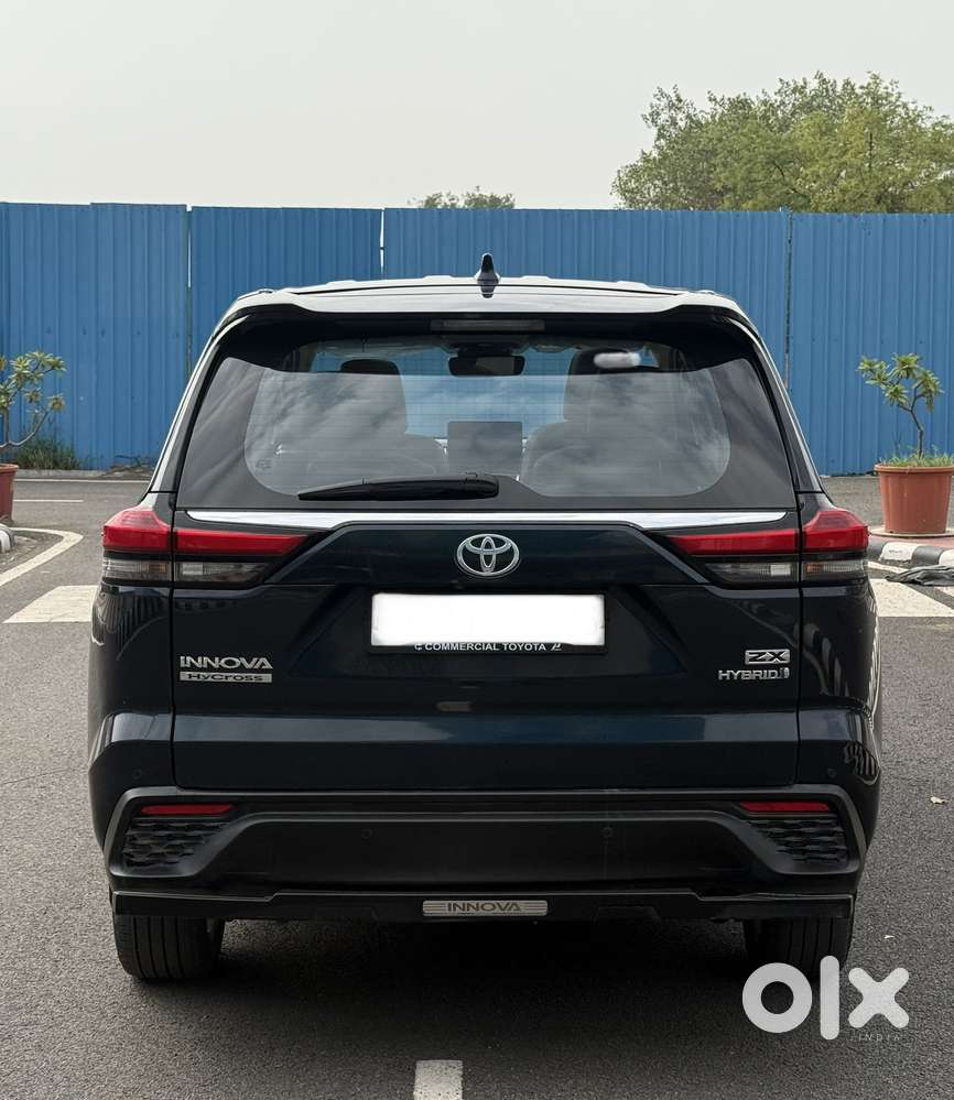 Toyota Innova Hycross 2.0 Zx (o) Hybrid 7 Str, 2024, Cng & Hybrids