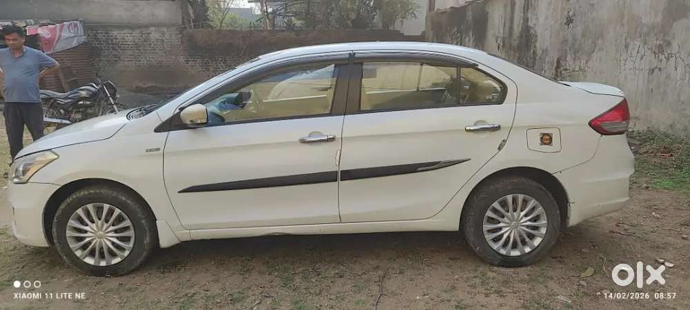 Maruti Suzuki Ciaz 2014 Diesel Good Condition Insurance Full