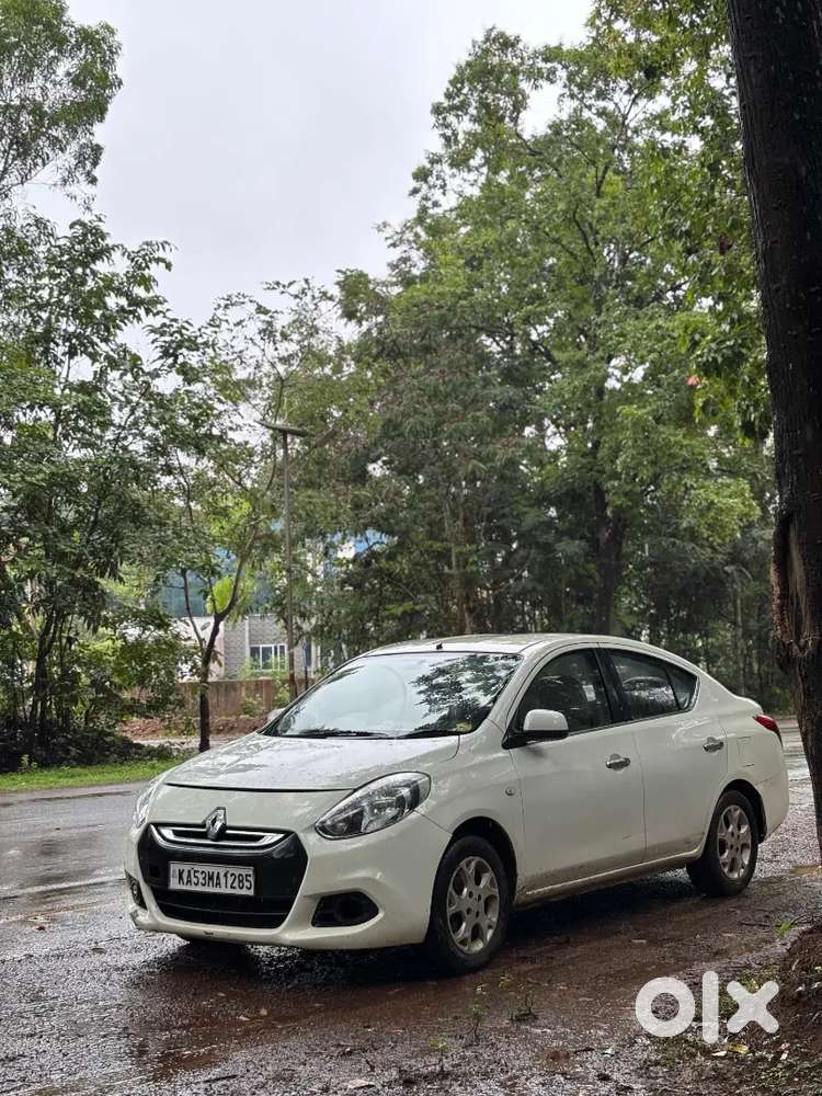 Renault Scala 2012