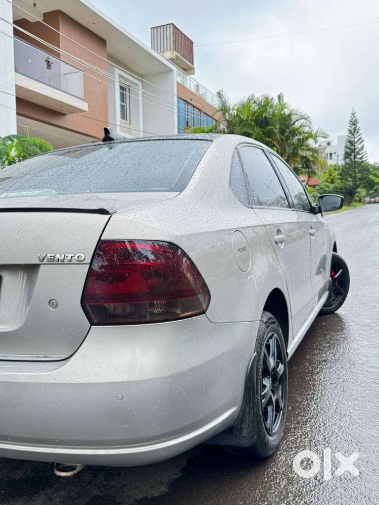 Volkswagen Vento Ipl Ii Petrol Highline At, 2013, Petrol