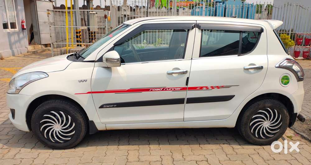 Maruti Suzuki Swift 2011-2014 Vxi, 2012, Petrol