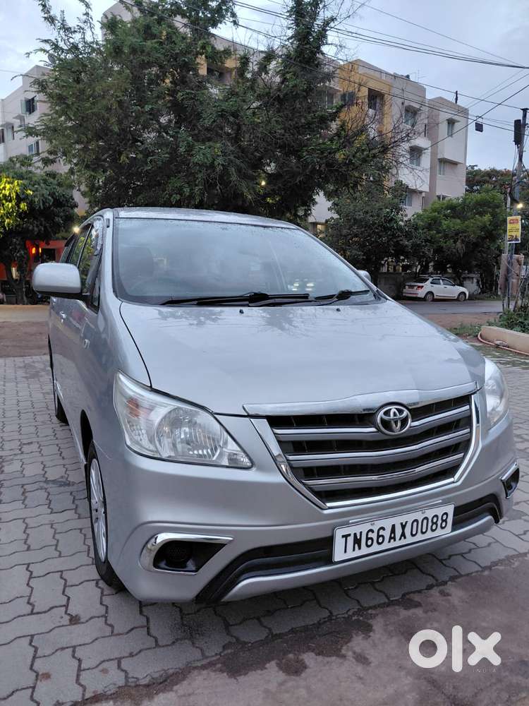 Toyota Innova 2.5 G (diesel) 8 Seater Bs Iv, 2016, Diesel