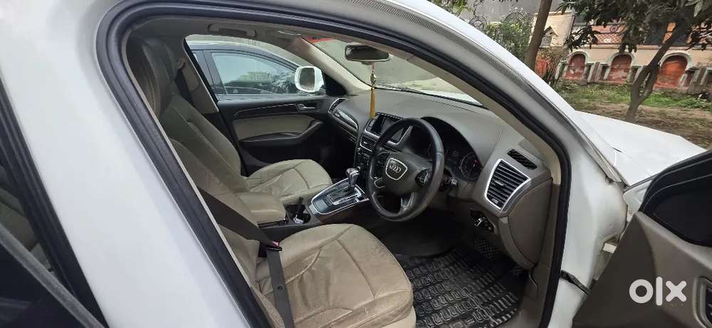 Single-handed Audi Q5 Quattro (2016) Diesel - Like New Condition