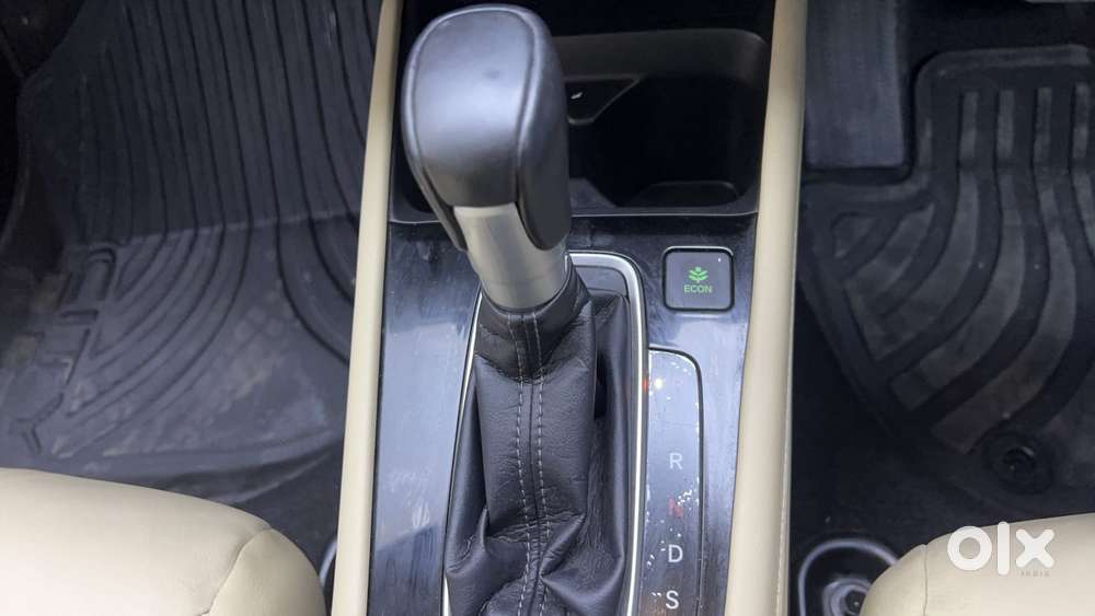 Honda City I-vtec Cvt Zx, 2021, Petrol
