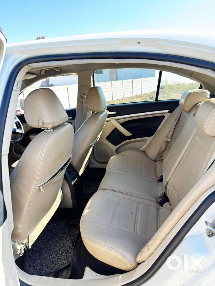 Skoda Laura 1.9 Tdi Mt Ambiente, 2012, Diesel