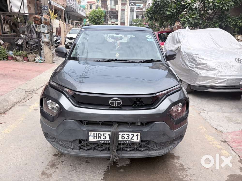 Tata Punch 2025 Cng & Hybrids 10800 Km Driven