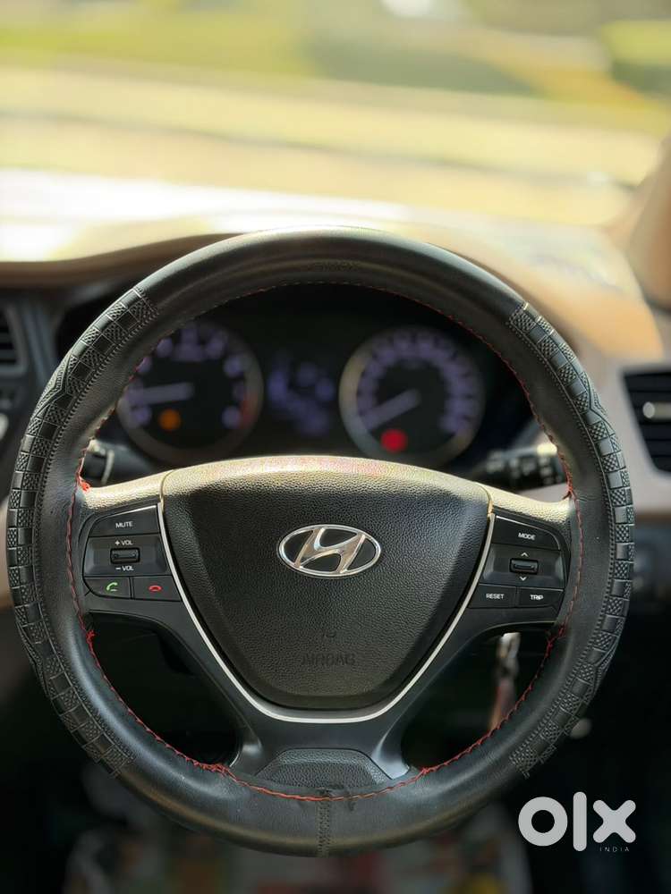 Hyundai I20 Sportz 1.4 Crdi 6 Speed Bs-iv, 2015, Petrol
