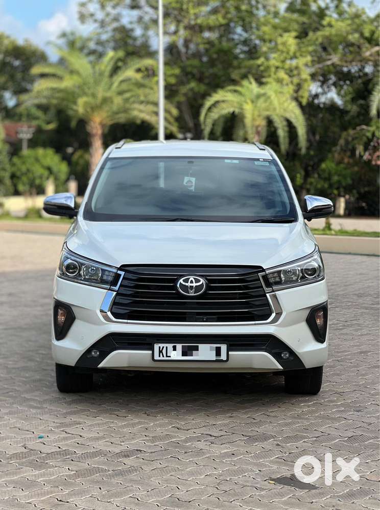 Toyota Innova Crysta [2020-ongoing] 2.4 Zx 7 Str, 2022, Diesel