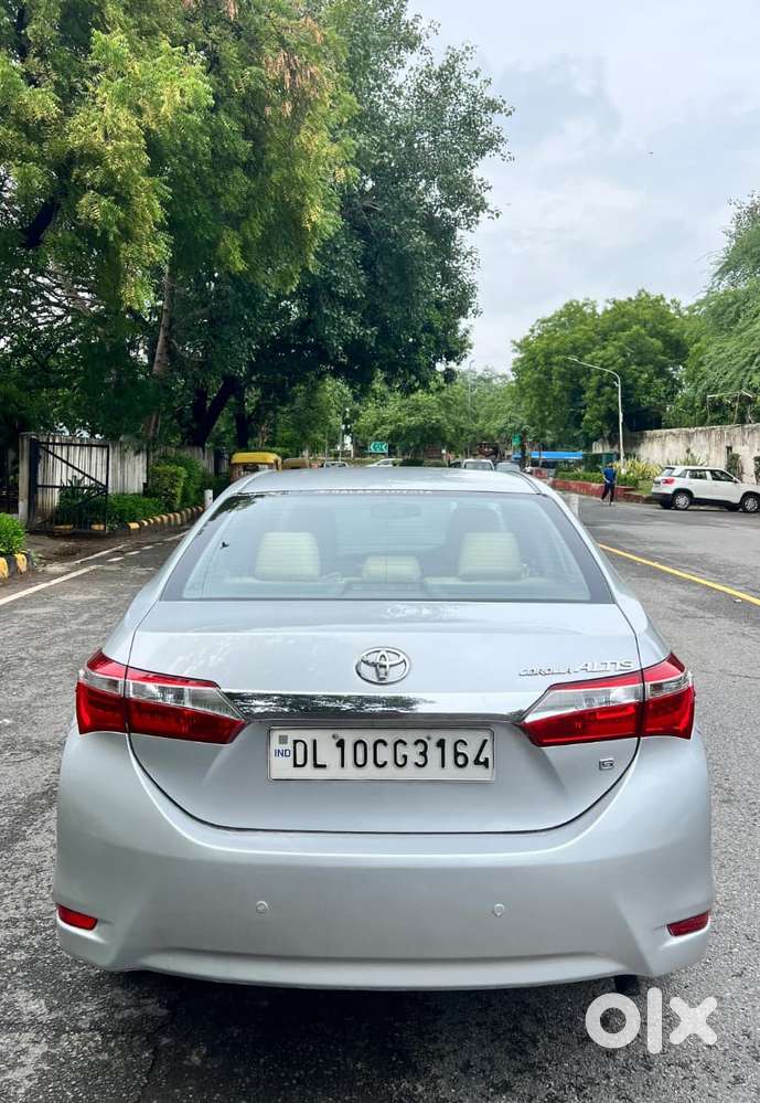 Toyota Corolla Altis G At, 2015, Petrol