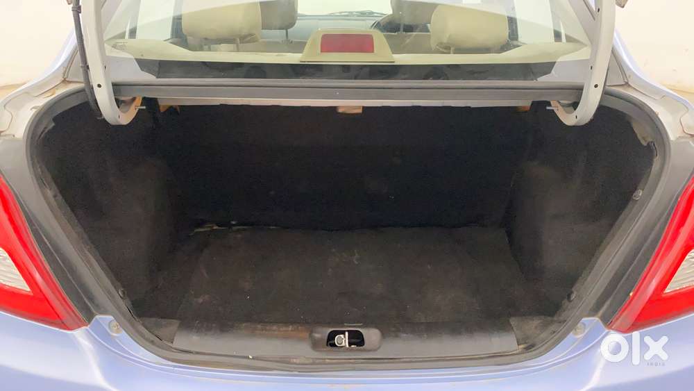 Maruti Suzuki Swift Dzire 1.2 Vxi Bsiv, 2016, Petrol