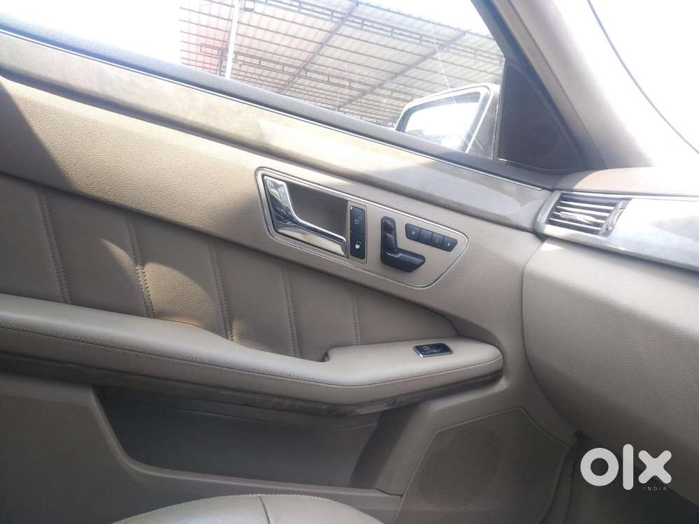 Mercedes-benz E-class E 200 Cgi Elegance, 2011, Petrol