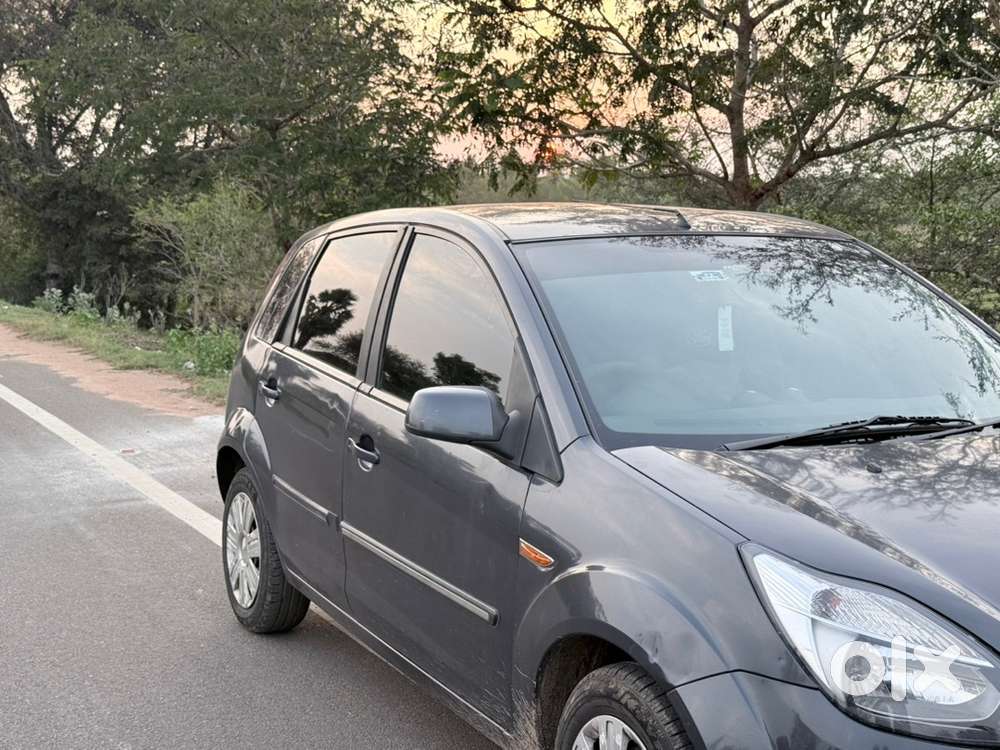 Ford Figo Zxi Diesel | 88,000 Km | 20+ Km/l | Well Maintained