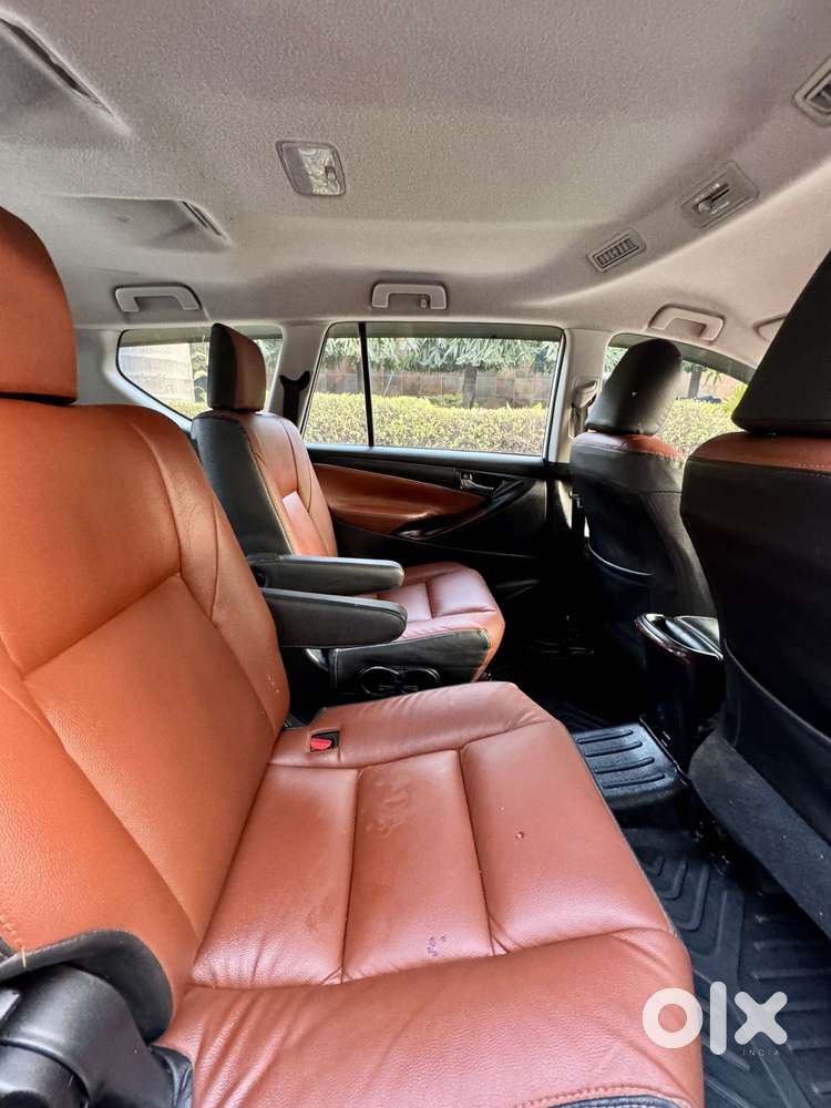 Toyota Innova Crysta 2.8 Gx At 7 Str, 2018, Diesel