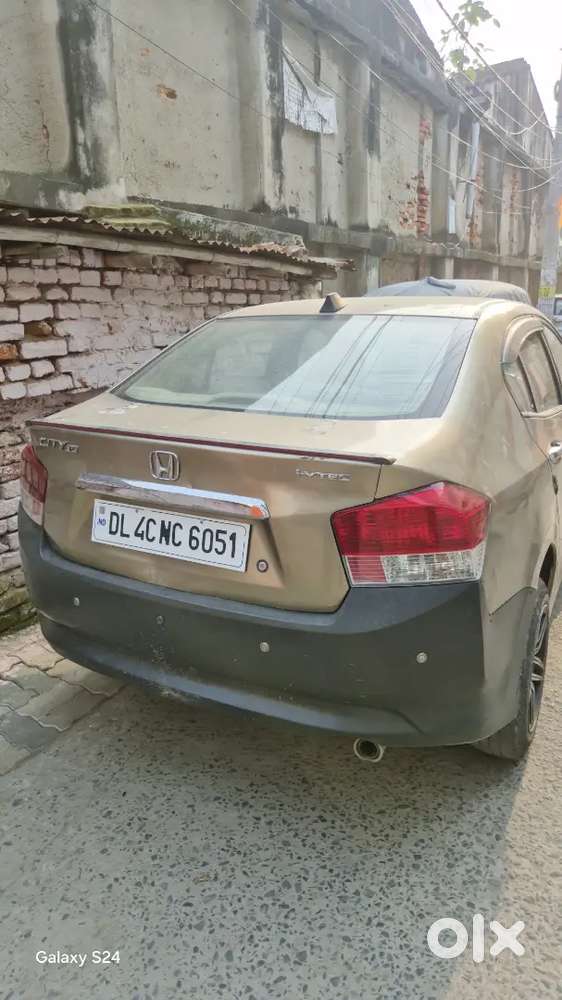 Honda City Zx 14 Cng & Hybrids 100000 Km Driven