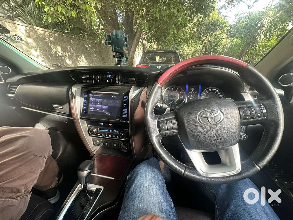 Toyota Fortuner Automatic Diesel 2017 Suv