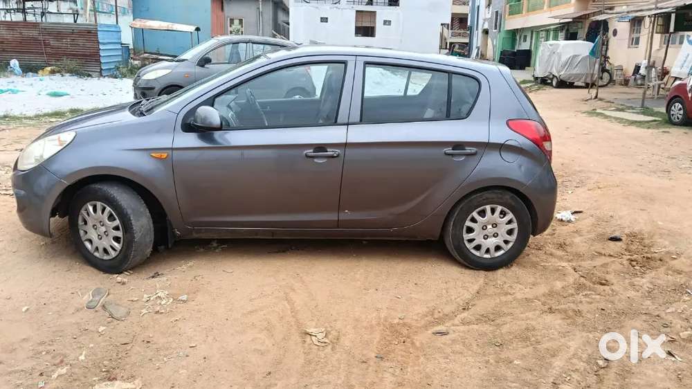 Hyundai I20 2010 Model Petrol+cng