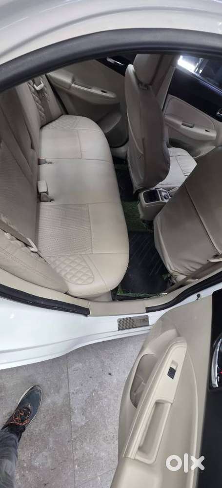 Maruti Suzuki Dzire 1.2 Vxi, 2022, Petrol