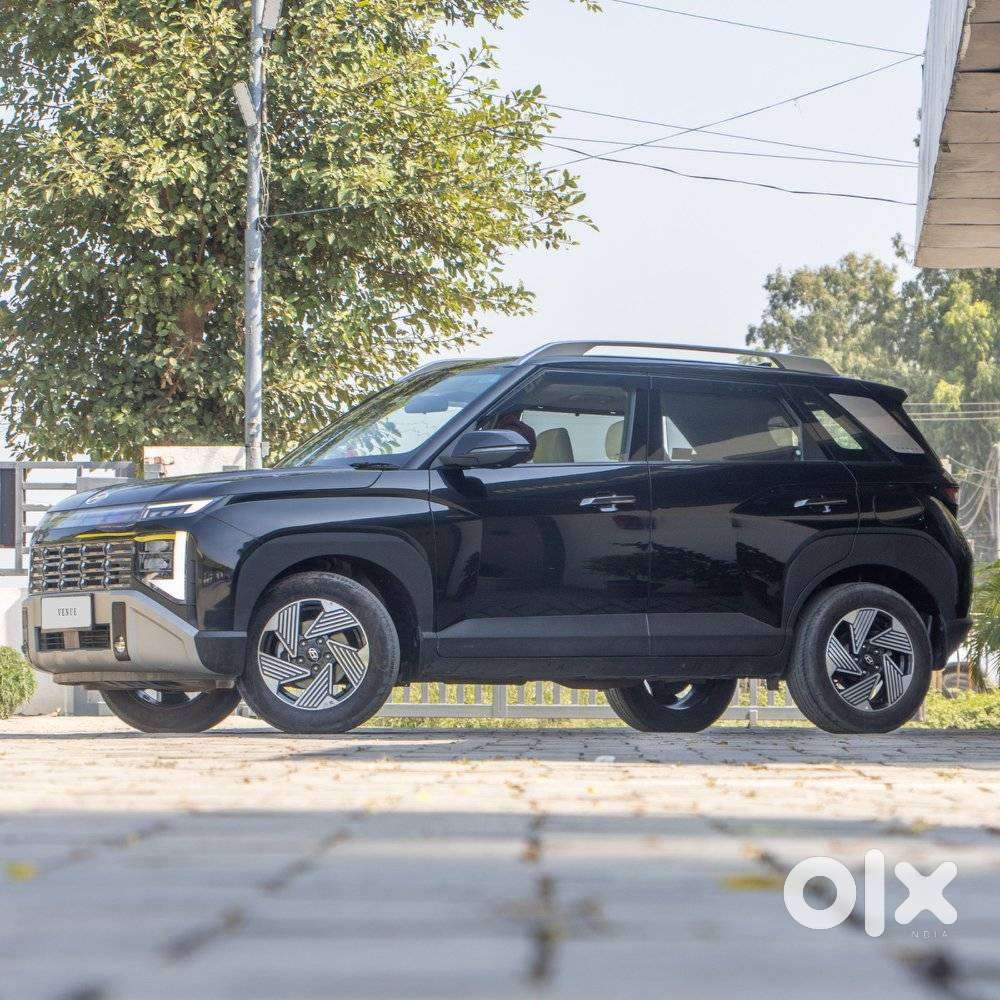 Hyundai Venue, 2025, Petrol