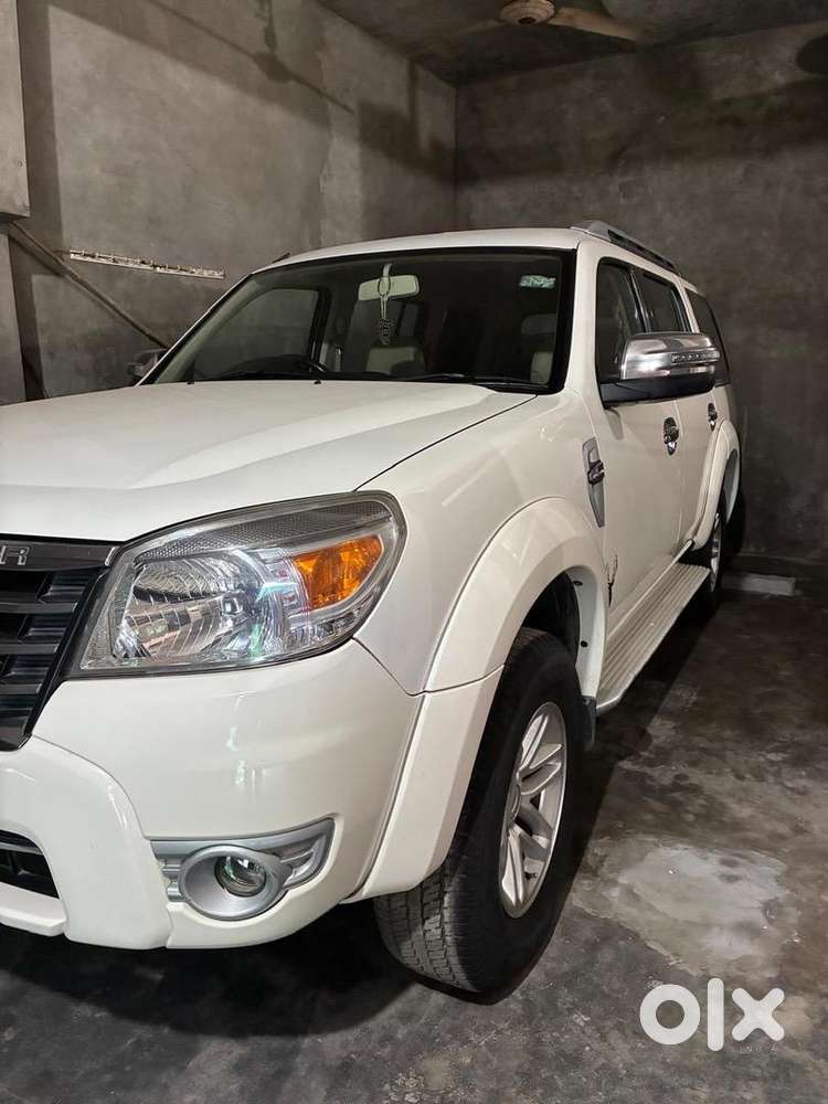 Ford Endeavour 2012 Diesel 147800 Km Driven