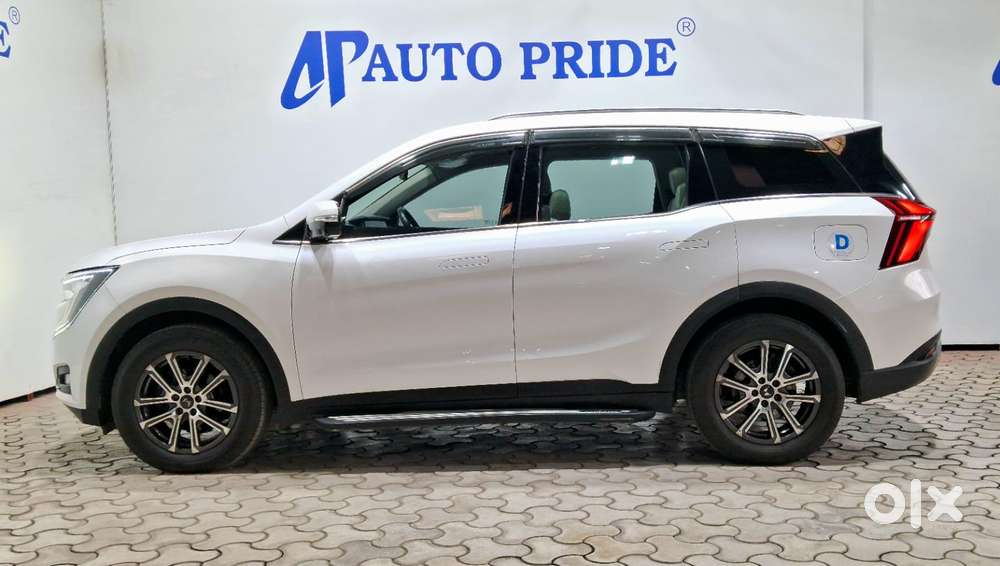 Mahindra Xuv700 Ax7l 6 Str At, 2023, Diesel
