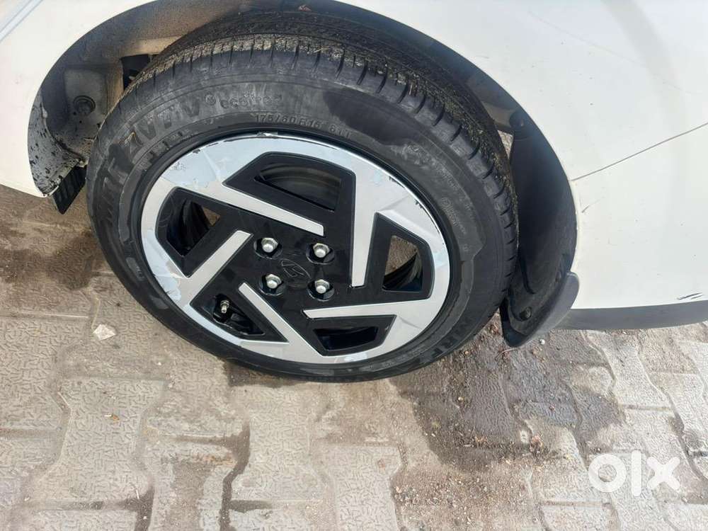 Hyundai Aura 2024 Cng & Hybrids 60000 Km Driven