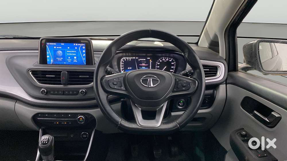 Tata Altroz Xz, 2020, Petrol