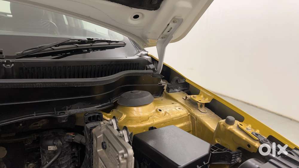 Maruti Suzuki Vitara Brezza Zdi+ Dual Tone Mt, 2017, Diesel