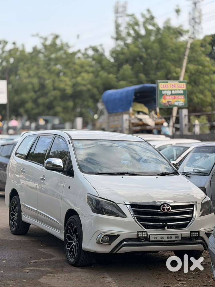 Toyota Innova 2.5 Vx 7 Seater Bs Iv, 2011, Cng & Hybrids
