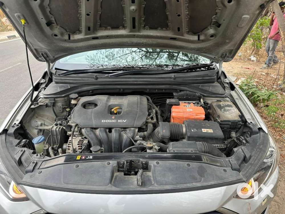 Hyundai Petrol Manual 2018